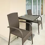 Cafe Relax Apartment *